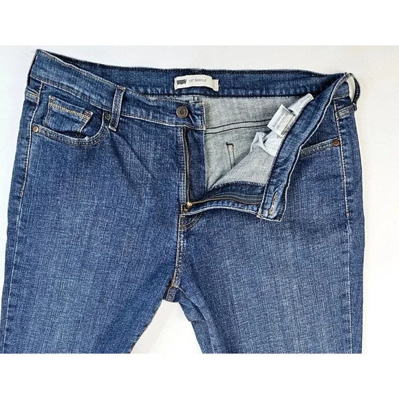 Levis 33X32 Women's 515 Bootcut Blue Denim Egyptian Cotton Logo Jeans Size 16M - Picture 11 of 14